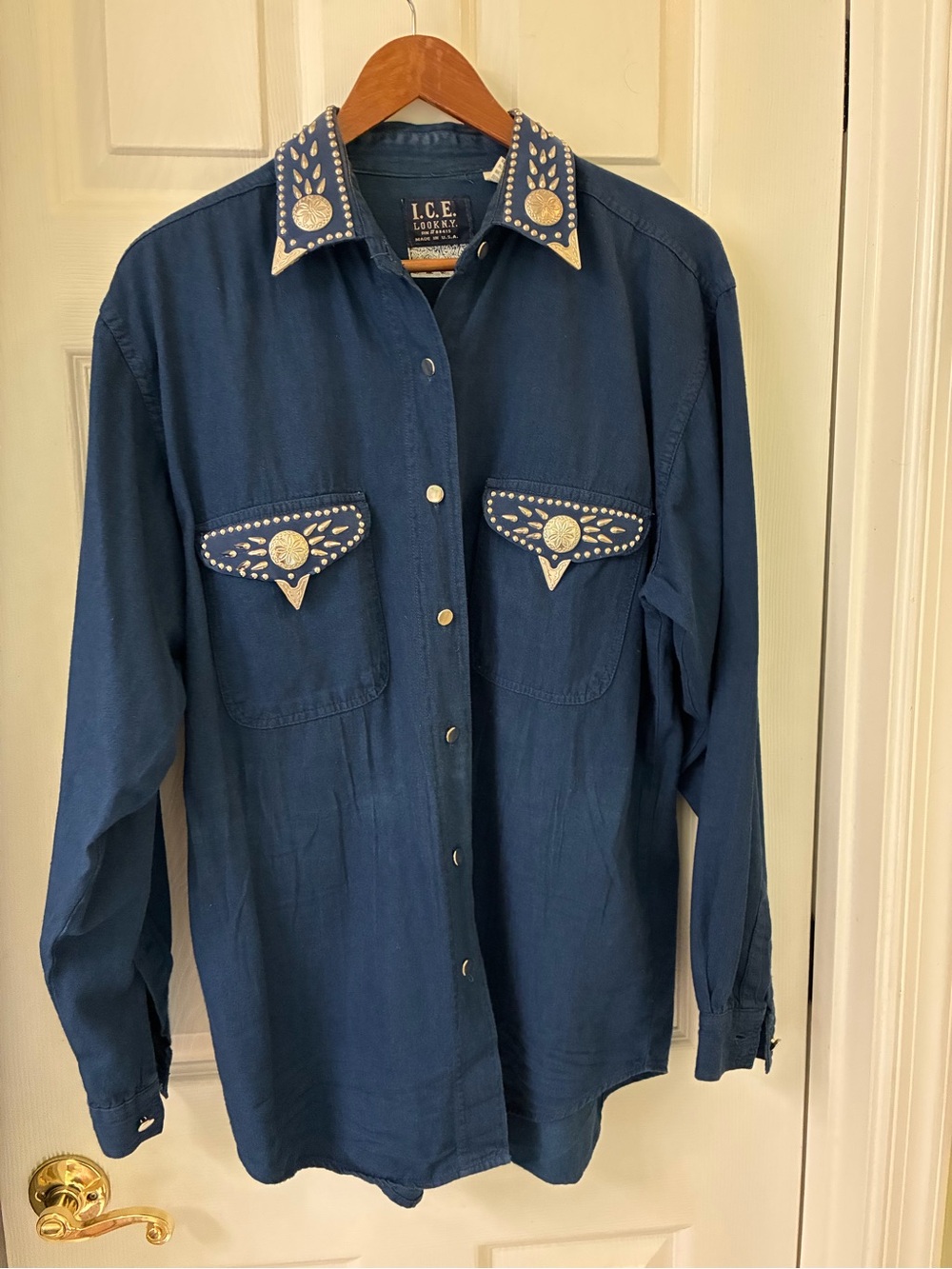 Vintage Cowboy I.C.E. Embellished Indigo Western-Style Button-Down Shirt Medium